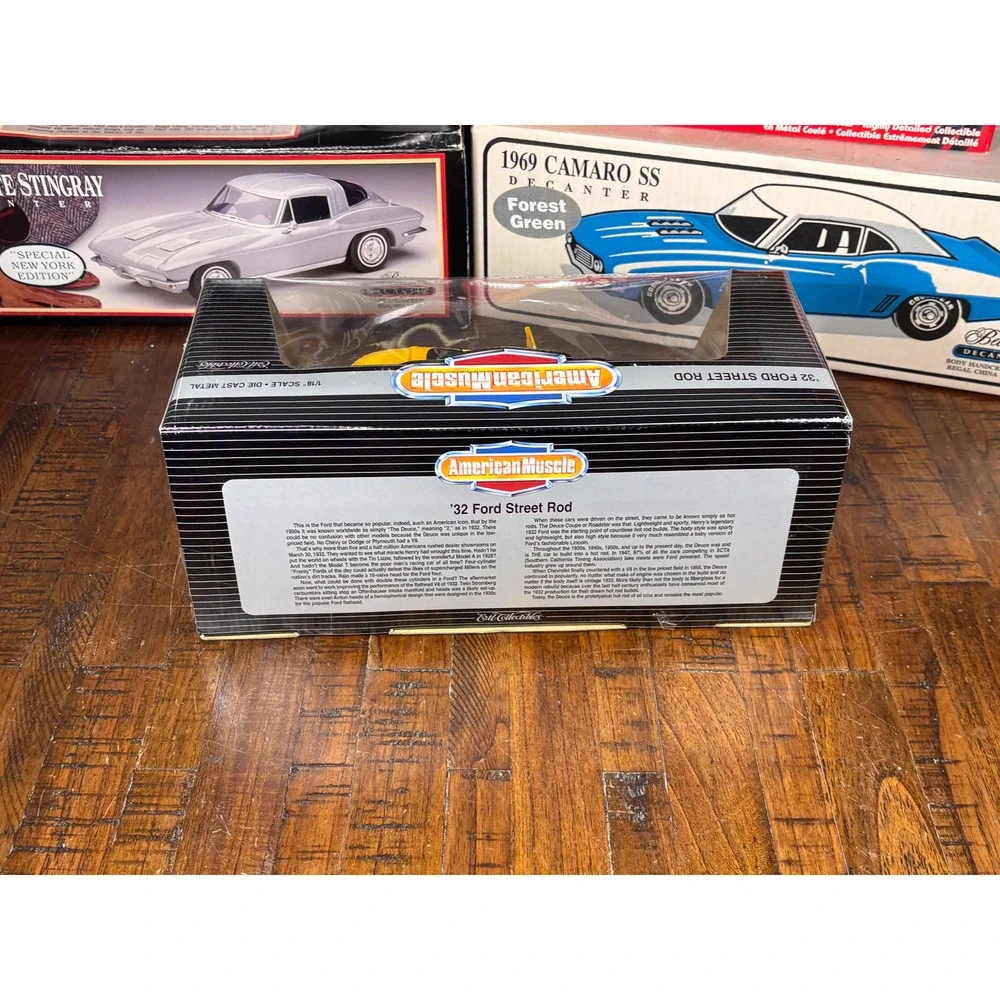 Ertl American Muscle 1932 ‘32 Yellow Ford Street Rod 1:18 Diecast Car New